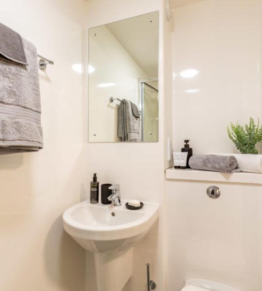Newton Court Newcastle Ensuite Rooms Newcastle upon Tyne Exterior foto